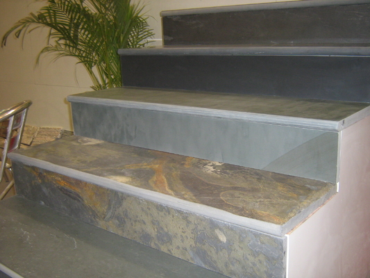 China Rusty Slate Steps Multicolor Slate Stairs with Natural Cleft Surface and Bullnose supplier